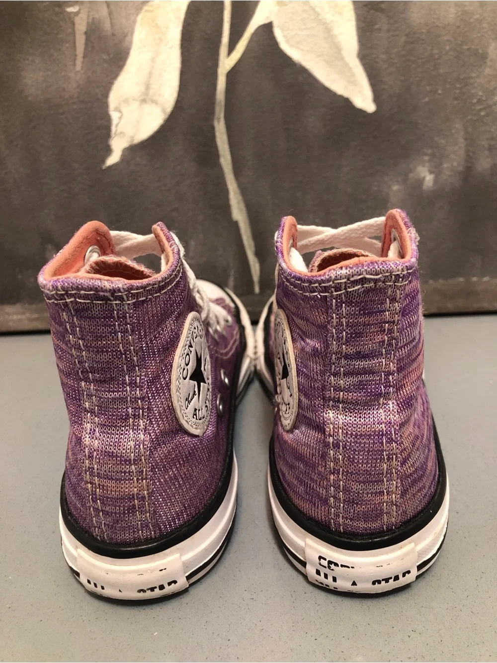 Converse High-Top Sneakers sz 12 Youth